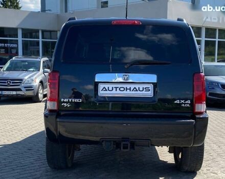 Додж Нитро, объемом двигателя 0 л и пробегом 129 тыс. км за 8900 $, фото 6 на Automoto.ua