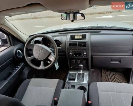 Додж Нитро, объемом двигателя 2.8 л и пробегом 207 тыс. км за 9500 $, фото 11 на Automoto.ua