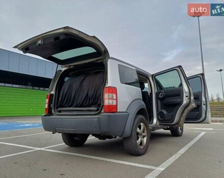 Додж Нитро, объемом двигателя 2.8 л и пробегом 207 тыс. км за 9500 $, фото 9 на Automoto.ua