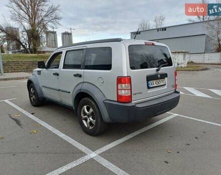 Додж Нитро, объемом двигателя 2.8 л и пробегом 207 тыс. км за 9500 $, фото 4 на Automoto.ua