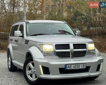 Серый Додж Нитро, объемом двигателя 3.7 л и пробегом 185 тыс. км за 6500 $, фото 1 на Automoto.ua