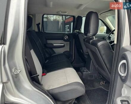 Серый Додж Нитро, объемом двигателя 3.7 л и пробегом 185 тыс. км за 6500 $, фото 12 на Automoto.ua
