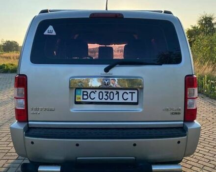 Серый Додж Нитро, объемом двигателя 2.8 л и пробегом 155 тыс. км за 9000 $, фото 1 на Automoto.ua
