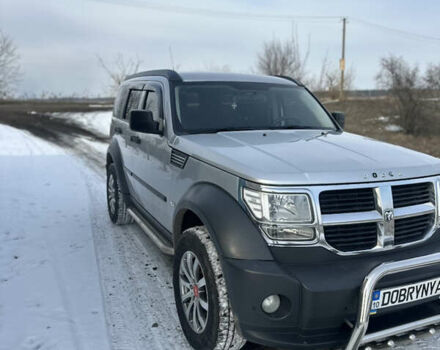 Сірий Додж Nitro, об'ємом двигуна 2.78 л та пробігом 230 тис. км за 10000 $, фото 2 на Automoto.ua