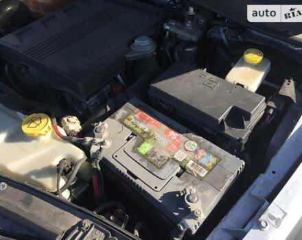 Сірий Додж Nitro, об'ємом двигуна 2.8 л та пробігом 220 тис. км за 6950 $, фото 17 на Automoto.ua