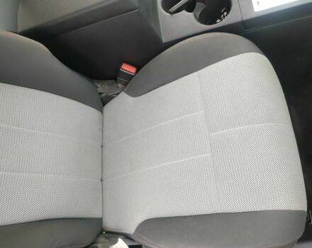 Серый Додж Нитро, объемом двигателя 0 л и пробегом 165 тыс. км за 7300 $, фото 6 на Automoto.ua