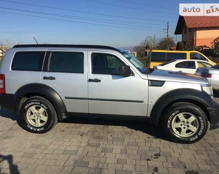Сірий Додж Nitro, об'ємом двигуна 2.8 л та пробігом 220 тис. км за 6950 $, фото 1 на Automoto.ua
