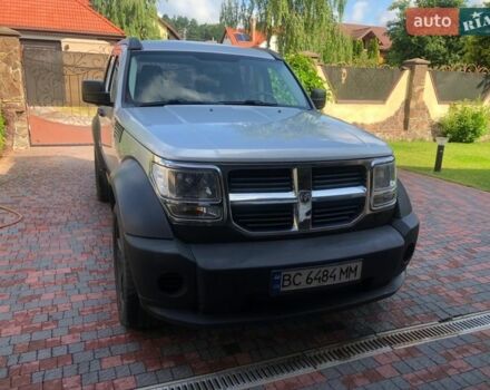 Сірий Додж Nitro, об'ємом двигуна 3.7 л та пробігом 53 тис. км за 9400 $, фото 1 на Automoto.ua