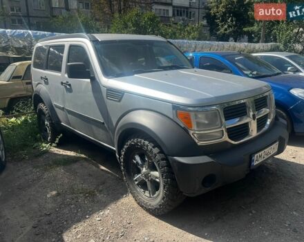 Сірий Додж Nitro, об'ємом двигуна 3.7 л та пробігом 180 тис. км за 6500 $, фото 1 на Automoto.ua