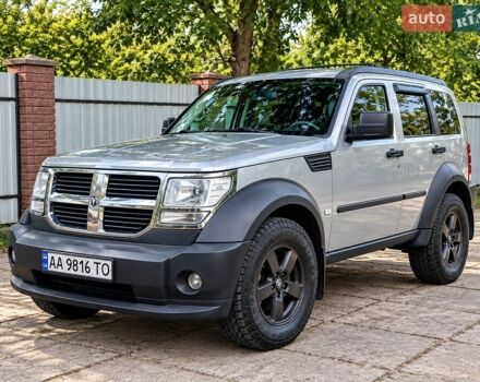 Сірий Додж Nitro, об'ємом двигуна 3.7 л та пробігом 312 тис. км за 7000 $, фото 1 на Automoto.ua