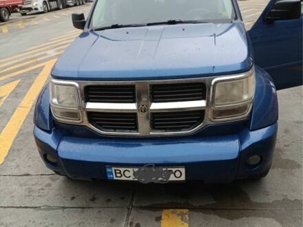 Додж Нитро 2010 в Ровно на Automoto.ua Синий Додж Нитро, объемом двигателя 2.8 л и пробегом 190 тыс. км за 8500 $, фото 1 на Automoto.ua