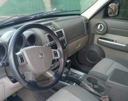 Оранжевый Додж Нитро, объемом двигателя 3.7 л и пробегом 265 тыс. км за 7800 $, фото 2 на Automoto.ua