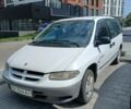 Белый Додж РАМ, объемом двигателя 2.5 л и пробегом 350 тыс. км за 2900 $, фото 1 на Automoto.ua