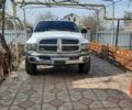 Белый Додж РАМ, объемом двигателя 4.7 л и пробегом 238 тыс. км за 8000 $, фото 1 на Automoto.ua