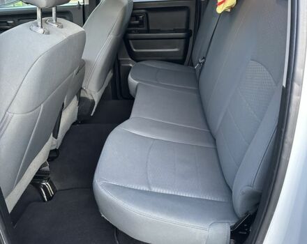 Белый Додж РАМ, объемом двигателя 5.7 л и пробегом 173 тыс. км за 22500 $, фото 6 на Automoto.ua