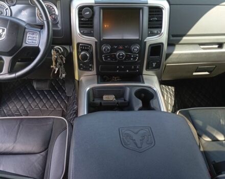 Білий Додж RAM, об'ємом двигуна 5 л та пробігом 150 тис. км за 30000 $, фото 22 на Automoto.ua