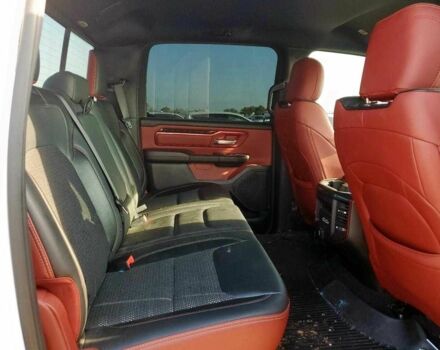 Белый Додж РАМ, объемом двигателя 5.7 л и пробегом 34 тыс. км за 15200 $, фото 8 на Automoto.ua