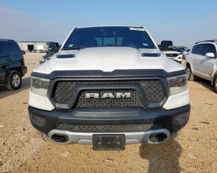 Белый Додж РАМ, объемом двигателя 5.7 л и пробегом 34 тыс. км за 15200 $, фото 4 на Automoto.ua