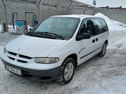 Білий Додж RAM, об'ємом двигуна 2.5 л та пробігом 400 тис. км за 3600 $, фото 1 на Automoto.ua