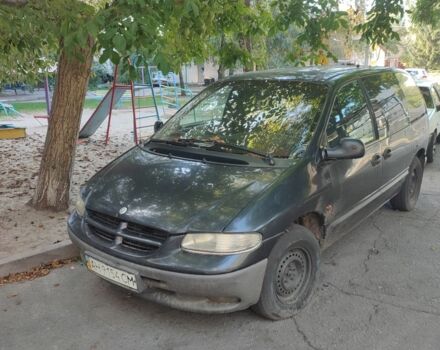 Черный Додж РАМ, объемом двигателя 2.5 л и пробегом 350 тыс. км за 550 $, фото 1 на Automoto.ua