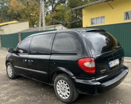 Черный Додж РАМ, объемом двигателя 2.5 л и пробегом 350 тыс. км за 2750 $, фото 3 на Automoto.ua
