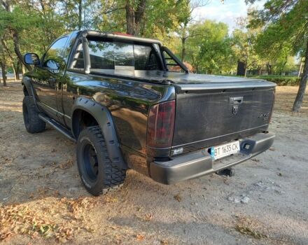 Чорний Додж RAM, об'ємом двигуна 5.7 л та пробігом 220 тис. км за 11000 $, фото 4 на Automoto.ua