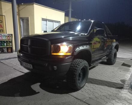 Чорний Додж RAM, об'ємом двигуна 5.7 л та пробігом 220 тис. км за 11000 $, фото 10 на Automoto.ua