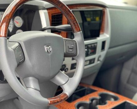 Додж РАМ 2007 в Киеве на Automoto.ua Черный Додж РАМ, объемом двигателя 5.7 л и пробегом 241 тыс. км за 15000 $, фото 13 на Automoto.ua