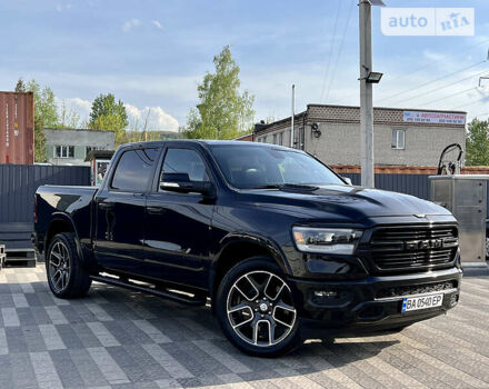 Чорний Додж RAM, об'ємом двигуна 5.7 л та пробігом 31 тис. км за 54000 $, фото 19 на Automoto.ua