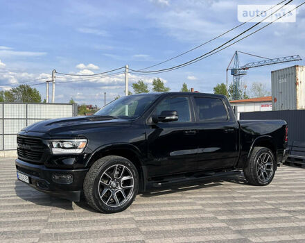 Чорний Додж RAM, об'ємом двигуна 5.7 л та пробігом 31 тис. км за 54000 $, фото 4 на Automoto.ua