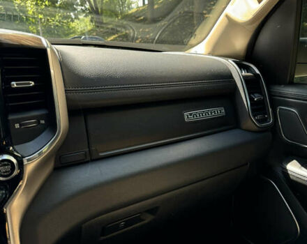 Чорний Додж RAM, об'ємом двигуна 5.7 л та пробігом 118 тис. км за 55000 $, фото 23 на Automoto.ua