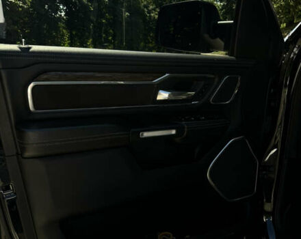 Чорний Додж RAM, об'ємом двигуна 5.7 л та пробігом 118 тис. км за 55000 $, фото 22 на Automoto.ua