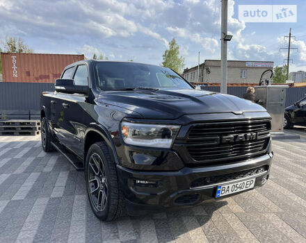 Чорний Додж RAM, об'ємом двигуна 5.7 л та пробігом 31 тис. км за 54000 $, фото 17 на Automoto.ua