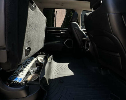 Чорний Додж RAM, об'ємом двигуна 5.7 л та пробігом 118 тис. км за 55000 $, фото 11 на Automoto.ua