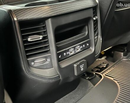 Чорний Додж RAM, об'ємом двигуна 3 л та пробігом 118 тис. км за 82990 $, фото 29 на Automoto.ua
