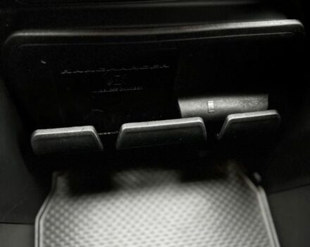 Черный Додж РАМ, объемом двигателя 3 л и пробегом 116 тыс. км за 82500 $, фото 14 на Automoto.ua