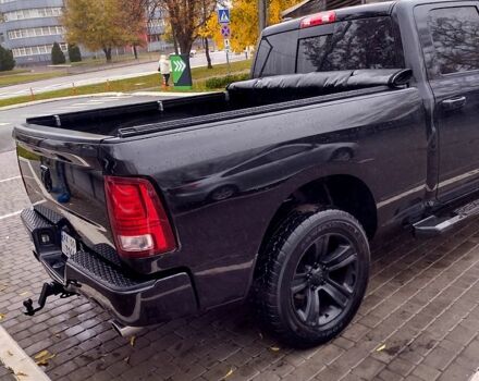 Чорний Додж RAM, об'ємом двигуна 5.7 л та пробігом 116 тис. км за 39500 $, фото 5 на Automoto.ua