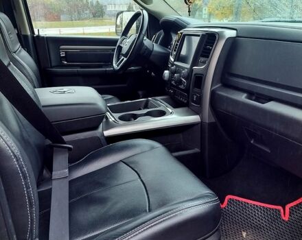 Чорний Додж RAM, об'ємом двигуна 5.7 л та пробігом 116 тис. км за 39500 $, фото 3 на Automoto.ua