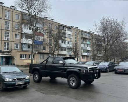 Черный Додж РАМ, объемом двигателя 0 л и пробегом 160 тыс. км за 7000 $, фото 1 на Automoto.ua