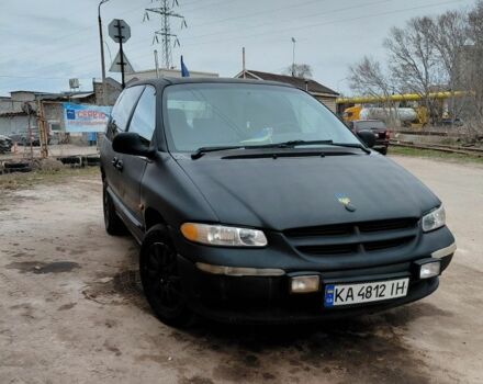 Черный Додж РАМ, объемом двигателя 2.4 л и пробегом 230 тыс. км за 2450 $, фото 1 на Automoto.ua