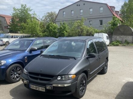 Додж RAM 1999 у Києві на Automoto.ua Чорний Додж RAM, об'ємом двигуна 2.4 л та пробігом 300 тис. км за 3000 $, фото 1 на Automoto.ua