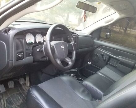 Чорний Додж RAM, об'ємом двигуна 4.7 л та пробігом 250 тис. км за 15500 $, фото 1 на Automoto.ua