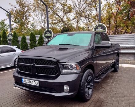 Черный Додж РАМ, объемом двигателя 5.7 л и пробегом 116 тыс. км за 39500 $, фото 1 на Automoto.ua