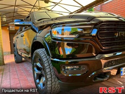 Чорний Додж RAM, об'ємом двигуна 5.7 л та пробігом 39 тис. км за 87900 $, фото 1 на Automoto.ua