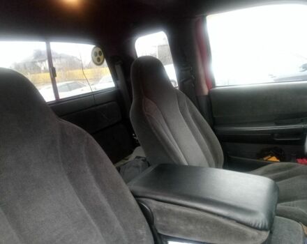 Червоний Додж RAM, об'ємом двигуна 4.7 л та пробігом 300 тис. км за 7300 $, фото 4 на Automoto.ua