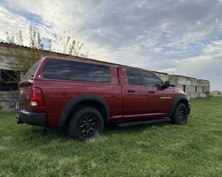 Красный Додж РАМ, объемом двигателя 4.7 л и пробегом 205 тыс. км за 9800 $, фото 3 на Automoto.ua