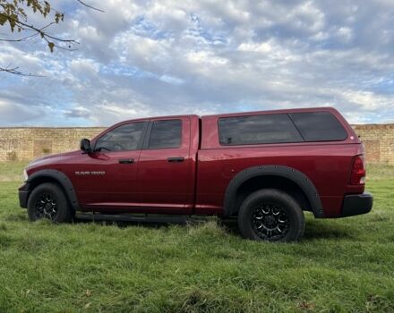 Красный Додж РАМ, объемом двигателя 4.7 л и пробегом 205 тыс. км за 9800 $, фото 5 на Automoto.ua