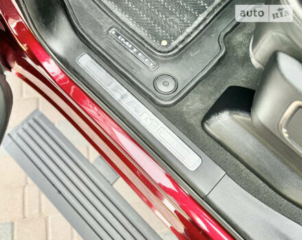 Красный Додж РАМ, объемом двигателя 5.65 л и пробегом 82 тыс. км за 60500 $, фото 40 на Automoto.ua