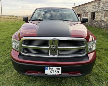 Красный Додж РАМ, объемом двигателя 4.7 л и пробегом 205 тыс. км за 9800 $, фото 1 на Automoto.ua