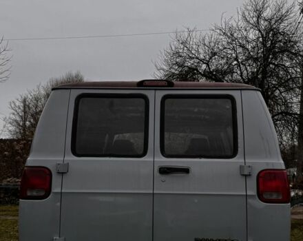 Серый Додж РАМ, объемом двигателя 3.9 л и пробегом 130 тыс. км за 4000 $, фото 4 на Automoto.ua